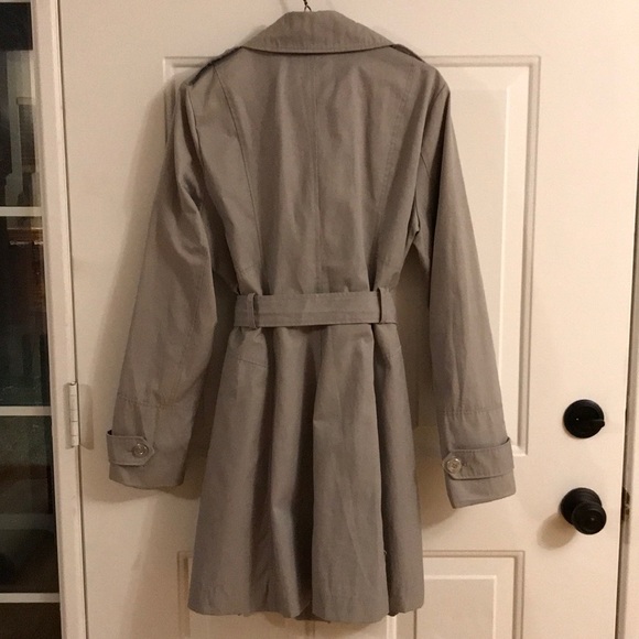 Guess trench coat - Picture 2 of 9